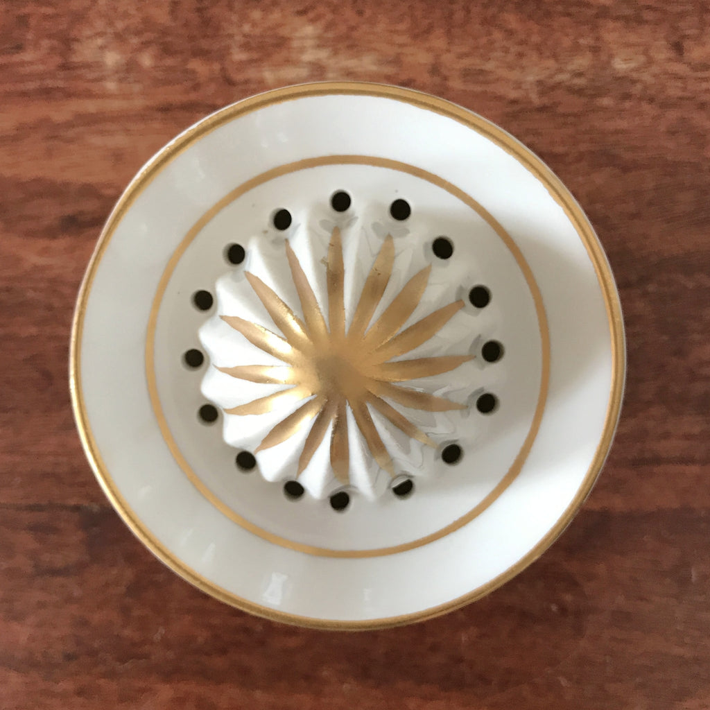 Presse citron avec son gobelet en porcelaine déco fleuri multicolore par Hello Broc brocante en ligne