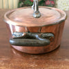 Petite marmite ou cocotte ancienne en cuivre étamé par Hello Broc brocante en ligne
