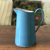 Pichet ancien broc en métal émaillé bleu par Hello Broc brocante en ligne