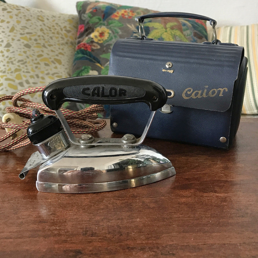 Mini fer à repasser de voyage vintage de Calor par Hello Broc brocante en ligne