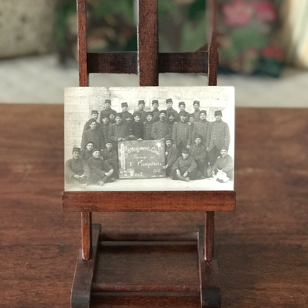Carte postale ancienne noir et blanc sépia thème militaria soldats du 8ème régiment du Génie Groupe des 1ers Manipulants 1914 par Hello Broc brocante en ligne