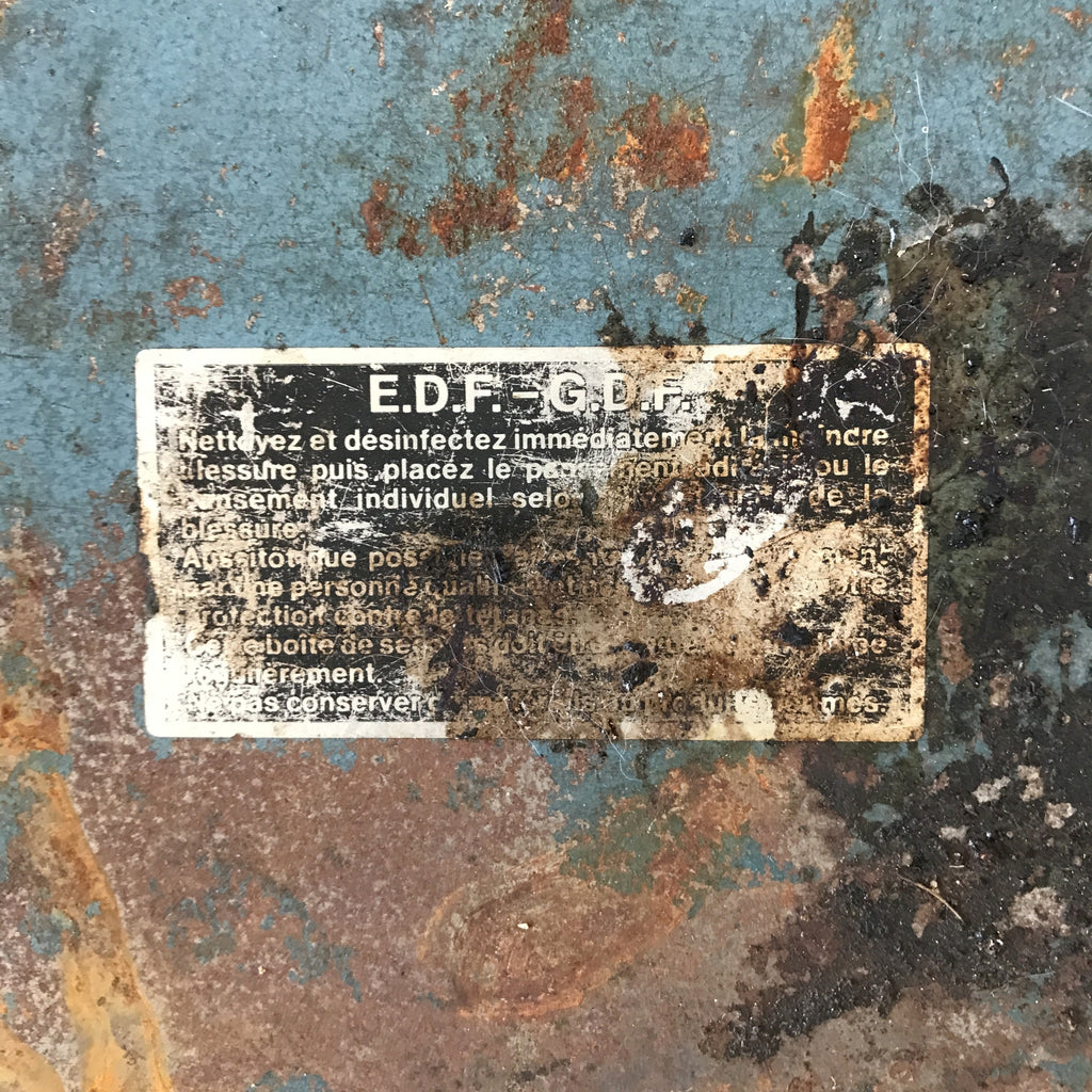 Boîte en métal vintage Premiers Secours EDF GDF par Hello Broc brocante en ligne