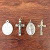Lot de 8 médailles religieuses dont des miraculeuses et 3 croix anciennes par Hello Broc brocante en ligne