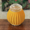 Abat jour en verre moulé entouré d'un velours plastifié jaune orange par Hello Broc brocante en ligne