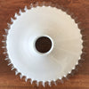 Abat-jour ancien pour suspension plissé en verre opalin blanc diamètre de 25 cm par Hello Broc brocante en ligne