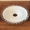 Abat-jour ancien pour suspension plissé en verre opalin blanc diamètre de 25 cm par Hello Broc brocante en ligne