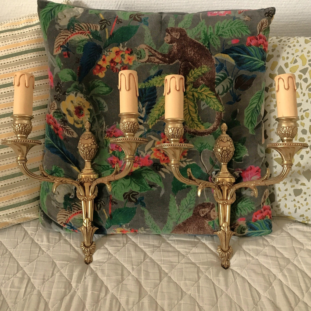 Paire d'appliques double ou à deux branches en bronze doré par Hello Broc brocante en ligne