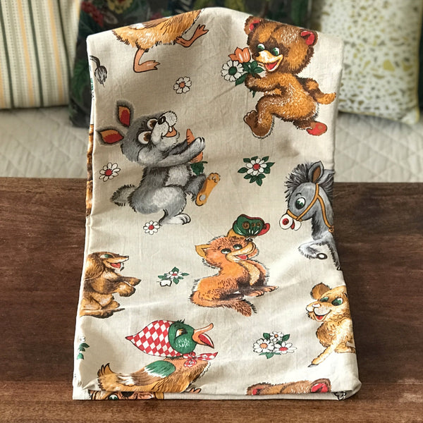Coupon de tissu vintage pour enfant impression animaux 160 x 120 cm autour de 1980 par Hello Broc brocante en ligne
