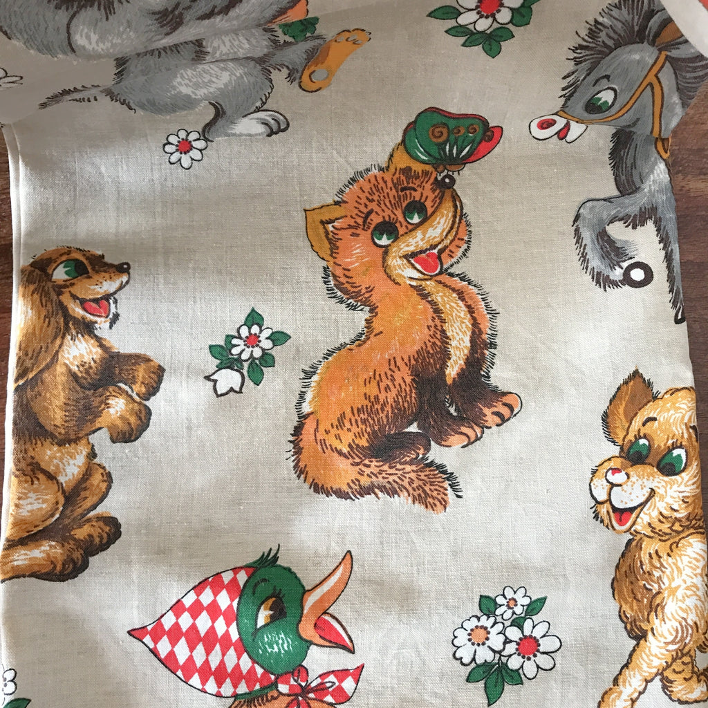 Coupon de tissu vintage pour enfant impression animaux 160 x 120 cm autour de 1980 par Hello Broc brocante en ligne