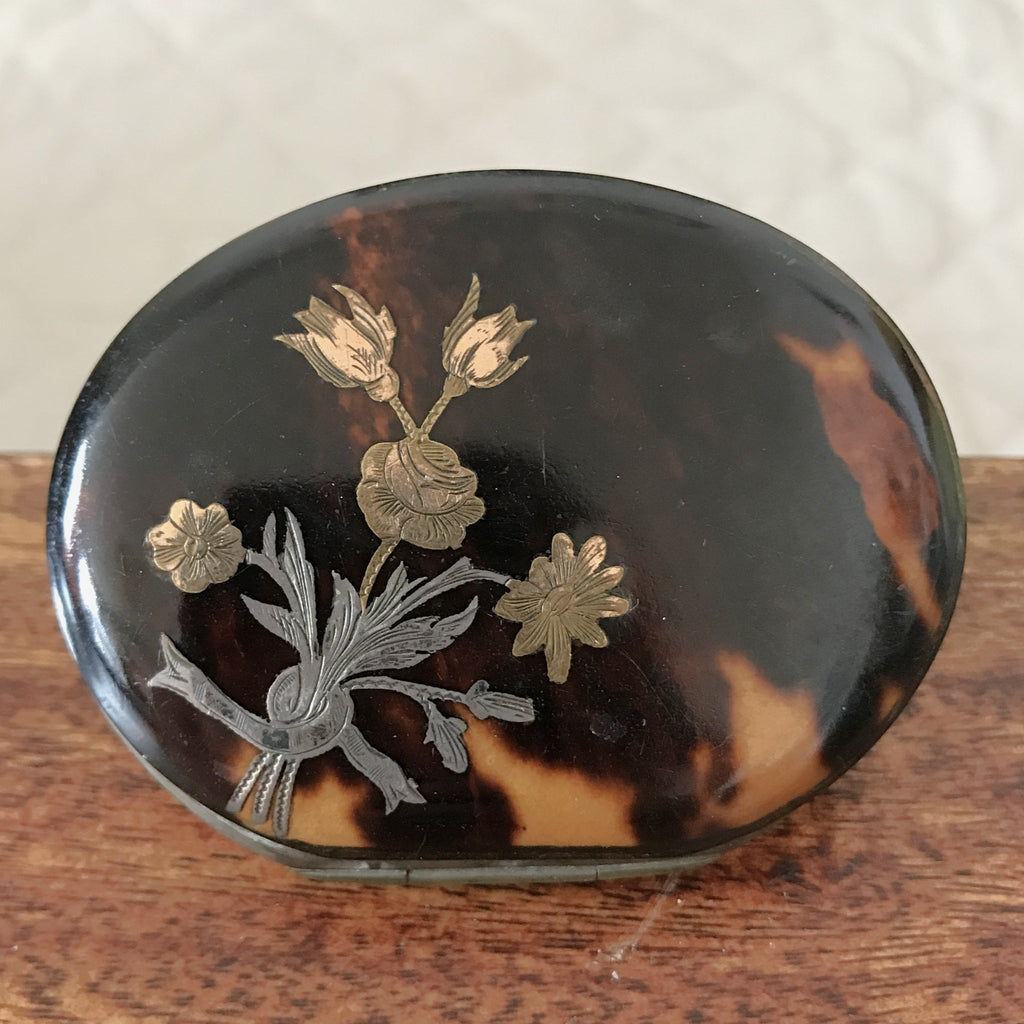 Petit porte-monnaie Napoléon III en écaille de tortue insertions or et argent Circa 1860 par Hello Broc brocante en ligne