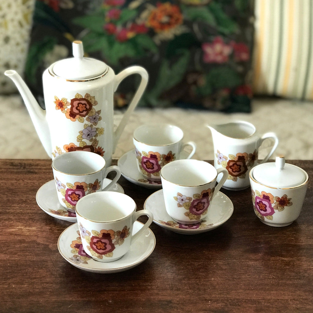 Service à café vintage en céramique années 70 pour dînette enfant par Hello Broc brocante en ligne