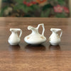Ensemble de 3 céramiques blanches vintage miniatures décor doré par Hello Broc brocante en ligne