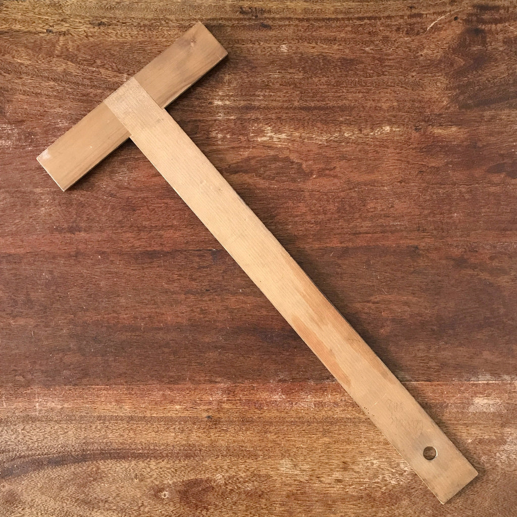 Règle en T vintage en bois pour dessin et géométrie par Hello Broc brocante en ligne