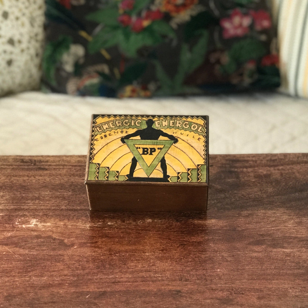 Boîte publicitaire pour BP Art Déco en bois gravée et colorée - Hello Broc