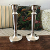 Paire de chandeliers simples en métal argenté - Hello Broc
