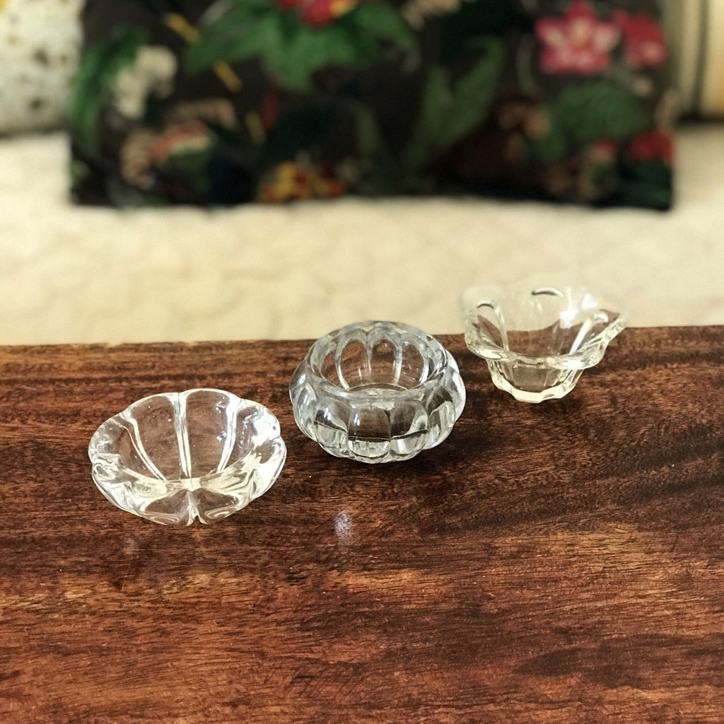 Lot de 3 petits bougeoirs désassortis en verre moulé - Hello Broc