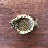 Cendrier zoomorphe poisson en bronze doré par Hello Broc brocante en ligne