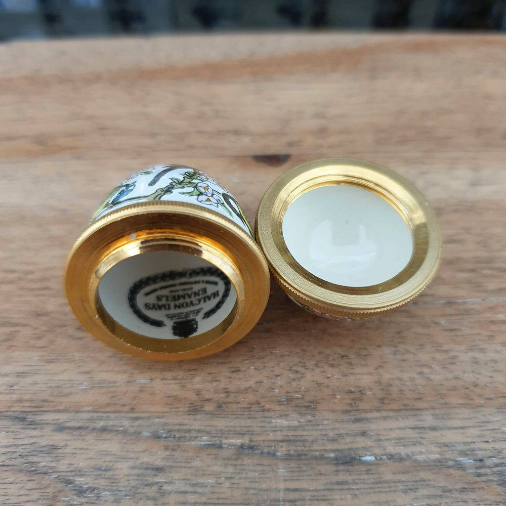 Œuf miniature boîte en émail Halcyon Days décor oiseaux - Hello Broc