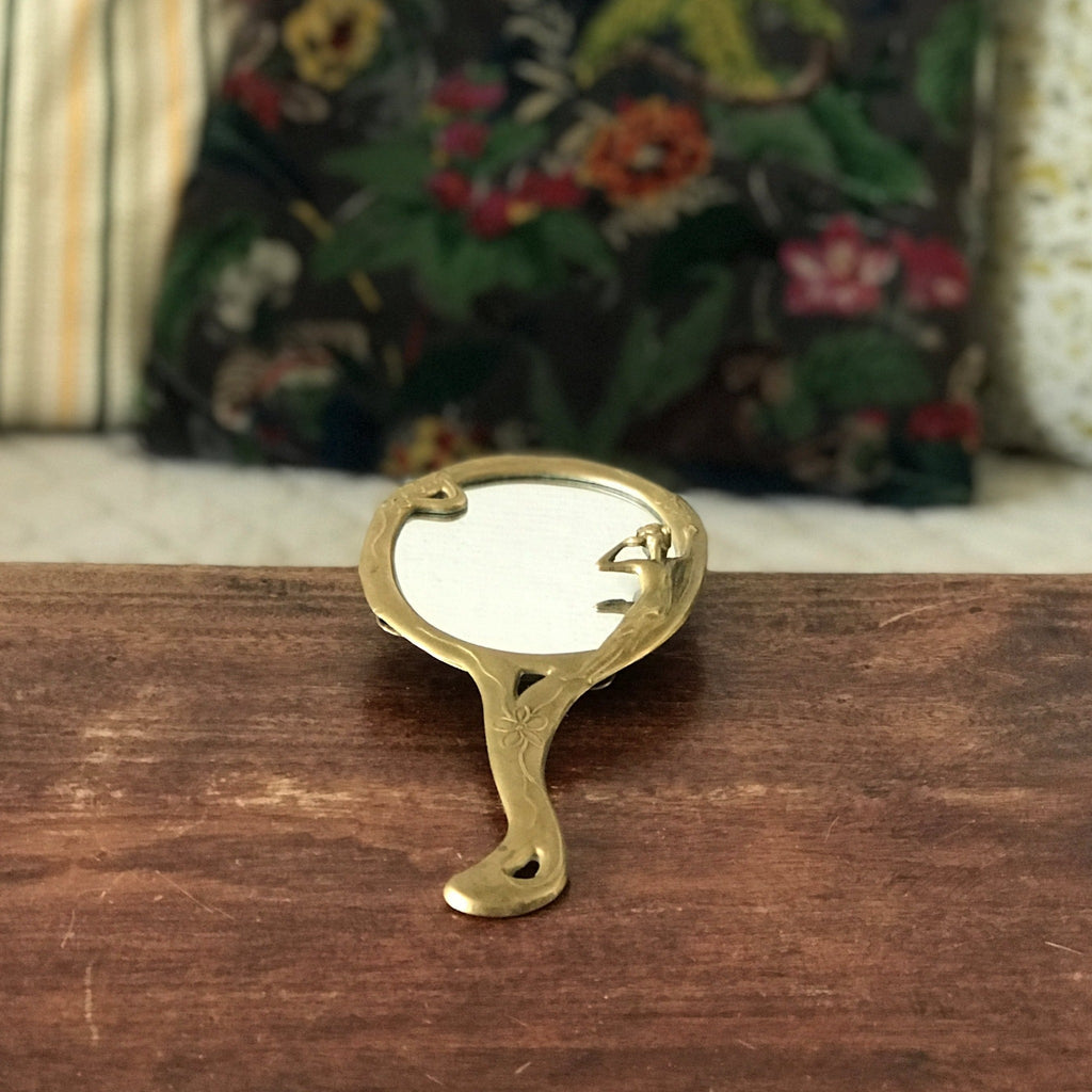 Miroir à main ovale Art Nouveau en bronze doré par Hello Broc brocante en ligne