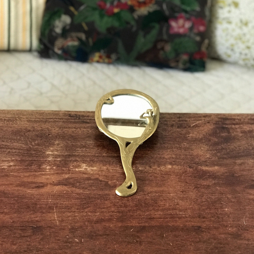 Miroir à main ovale Art Nouveau en bronze doré par Hello Broc brocante en ligne