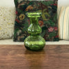 Vase vert en verre moulé taille moyenne hauteur 22 cm par Hello Broc brocante en ligne