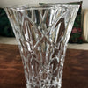 Grand vase cristal d'Arques moulé évasé hexagonal par Hello Broc brocante en ligne hauteur 21 cm