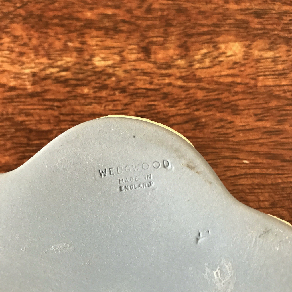 Petite boîte décorative bleu ciel Wedgwood par Hello Broc brocante en ligne