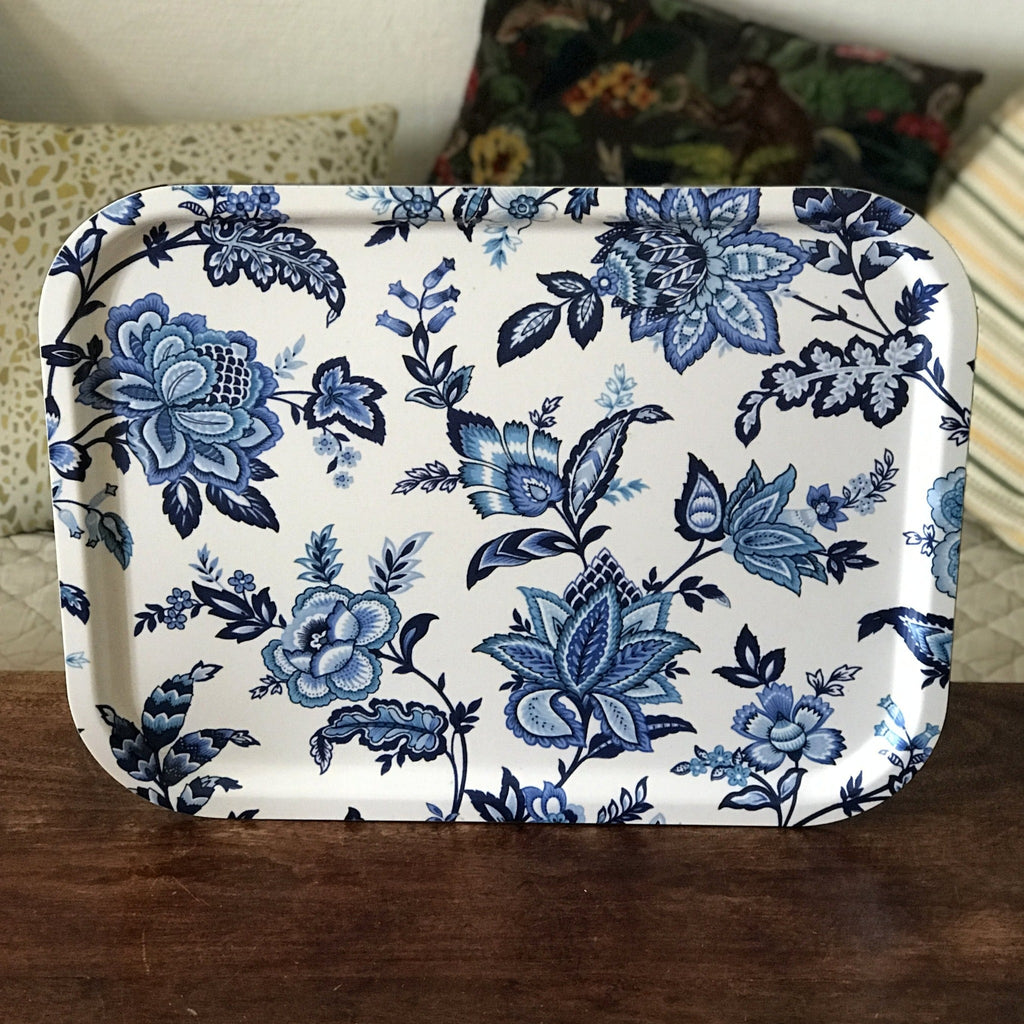 Grand plateau rectangulaire en fibre de verre décor grosses fleurs bleues - Hello Broc
