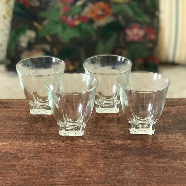 Lot de 4 ou 6 verres gobelets à eau évasés base carrée - Hello Broc