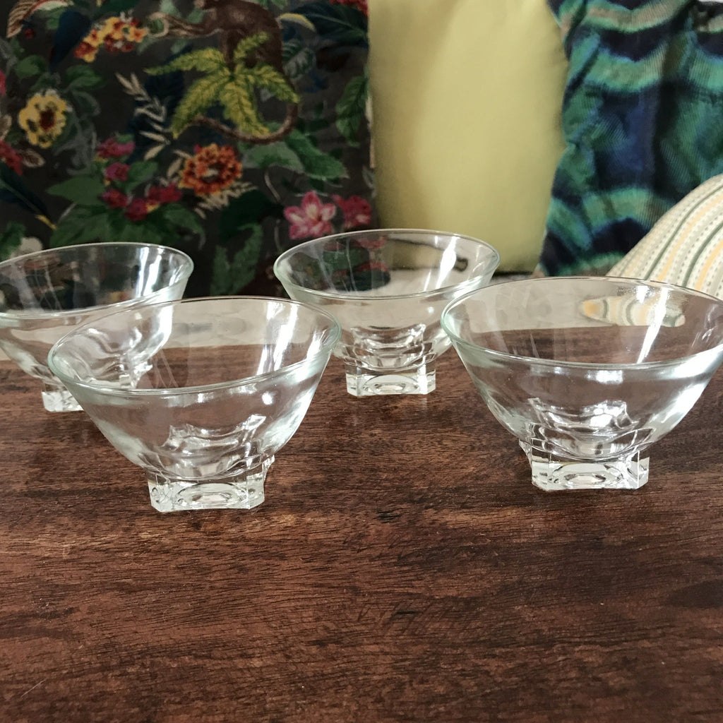 Lot de 4 ou 6 coupes à champagne évasées base carrée - Hello Broc