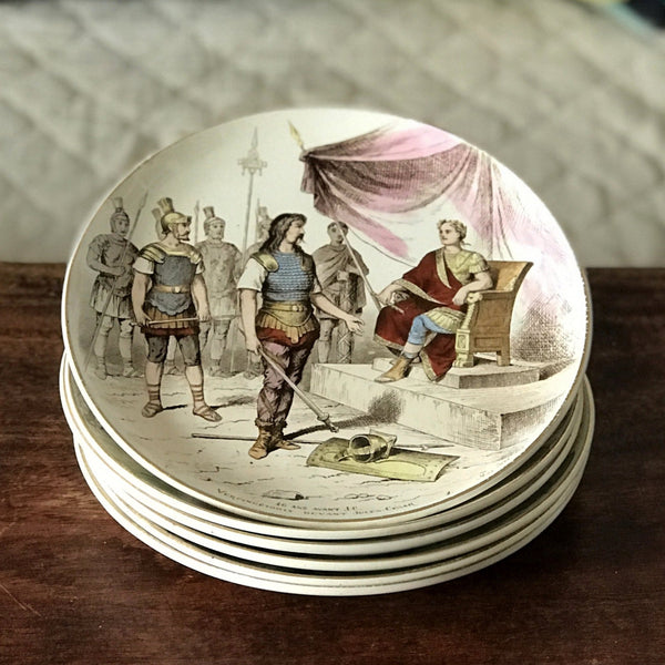 Lot de 6 assiettes en faïence polychrome Creil & Montereau Nos Gloires Militaires - Hello Broc