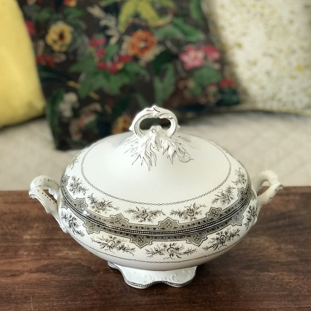 Soupière sur piédouche Onnaing décor Roses Mousse - Hello Broc