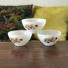 Lot de 3 bols vintage Arcopal en verre opalin blanc impression bouquet - Hello Broc