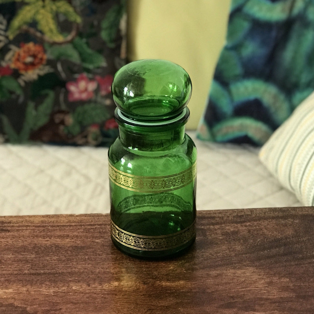 Ancien bocal à café en verre moulé vert et frises imprimées dorées - Hello Broc