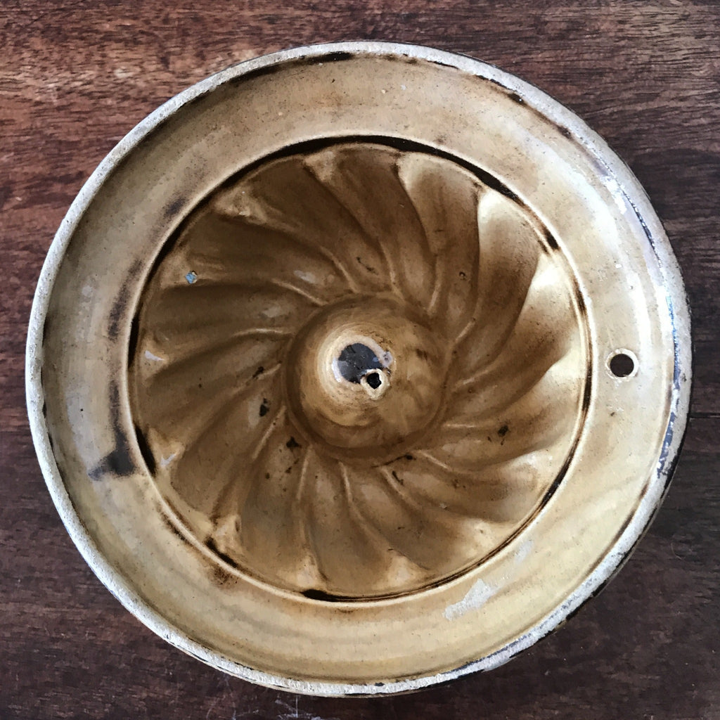 Moule en céramique à kouglof ou kougelhopf – Hello Broc