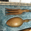 Service à gigot et à salade Coutellerie Delaire Art Nouveau métal et manches en corne - Hello Broc
