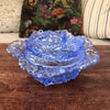 Bonbonnière ou sucrier en verre moulé bleu forme chou - Hello Broc
