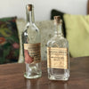Lot de 2 flacons bouteilles de pharmacie en verre moulé - Hello Broc