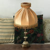 Lampe à poser pied en laiton et albatre et abat-jour vintage en satin orange - Hello Broc