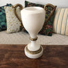 Lampe en forme de coupe en albâtre et anses en bronze doré - Hello Broc