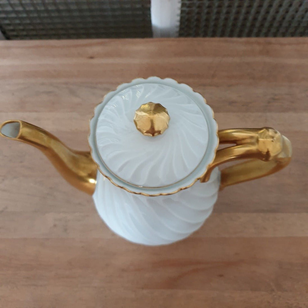 Cafetière en porcelaine blanche de Limoges Haviland modèle torse liseré doré - Hello Broc