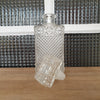 Carafe à whisky carrée et bouchon rectangulaire en verre moulé - 2 en stock - Hello Broc