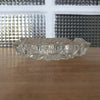 Cendrier en verre moulé transparent forme ronde étoilée - Hello Broc