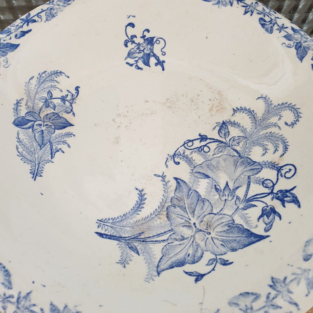 Compotier sur piedouche Terre de Fer par Pexonne décor Liseron bleu par Hello Broc brocante en ligne