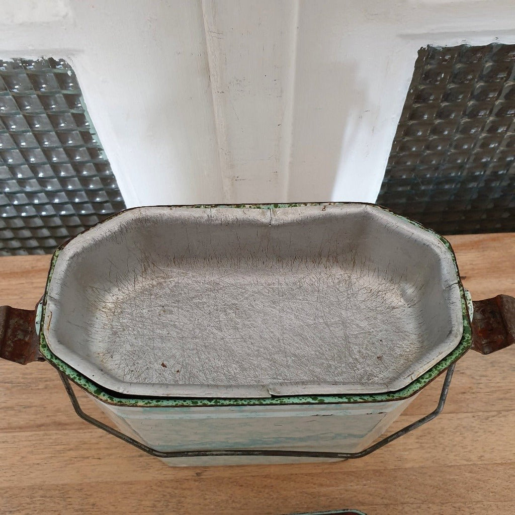 Gamelle portable en tôle émaillée mouchetée - Hello Broc
