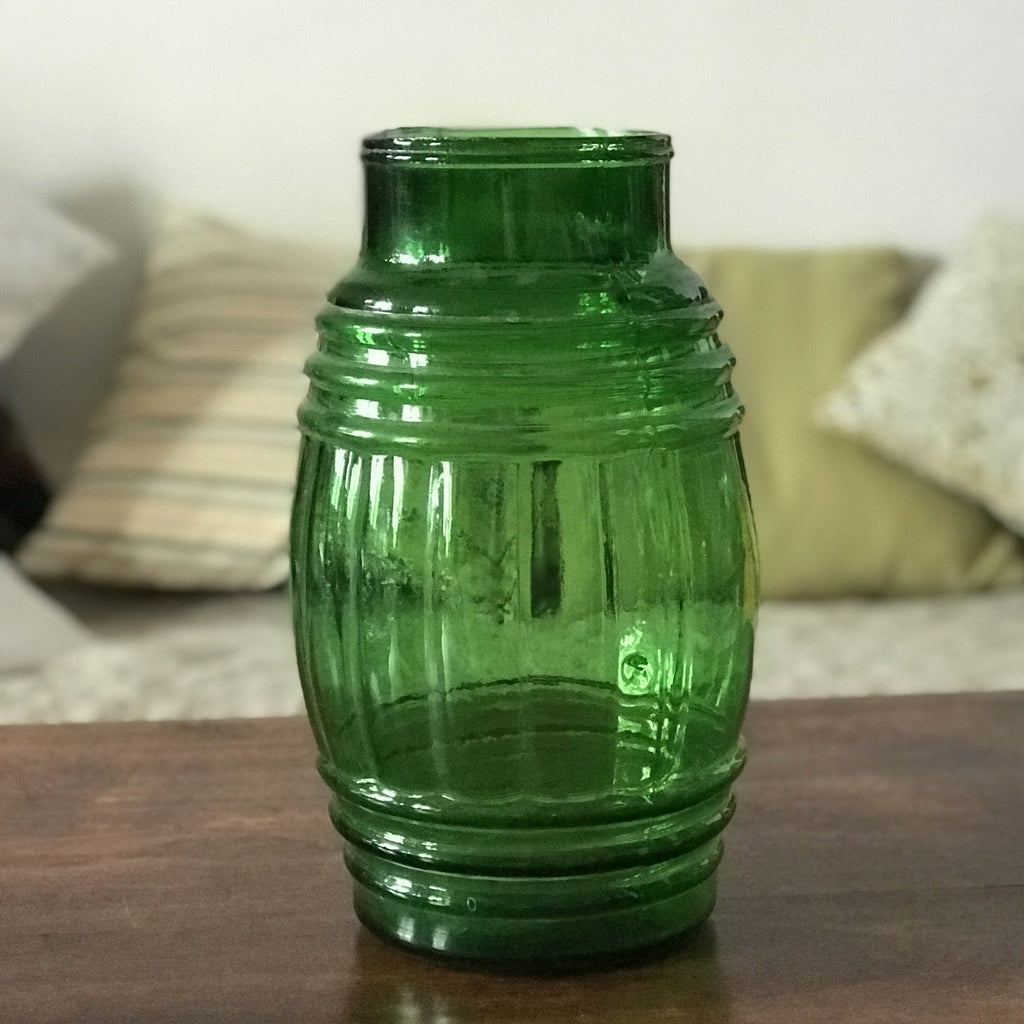 Grande bonbonne en verre moulé vert – Hello Broc