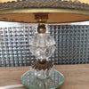 Lampe de chevet pied en cristal taillé et bronze, base miroir et abat-jour imitation parchemin - Hello Broc