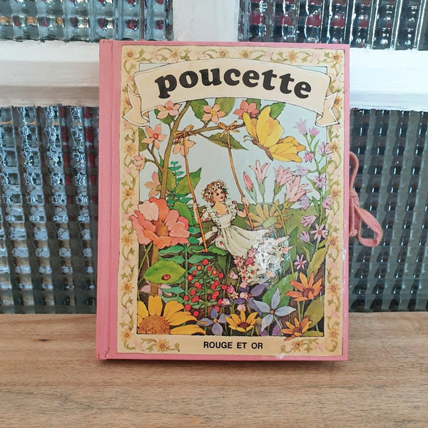 Livre illustré en 3D dit pop up ou animé Poucette par Rouge et Or - Hello Broc