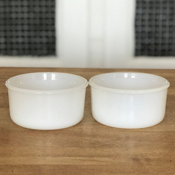 Lot de 2 ramequins publicitaires en verre opalin blanc Lever - Hello Broc