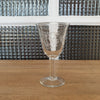 Lot de 4 verres à vin cuit sur pied de forme tulipe décor volutes et croix - 3 lots en stock - Hello Broc